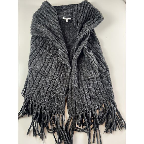 Cabi Fringe Wool Blend Sweater Vest Women M Gray Charcoal Boho Cozy Layering - Picture 10 of 13